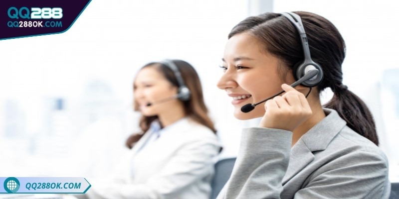 Liên hệ nhà cái qua hotline